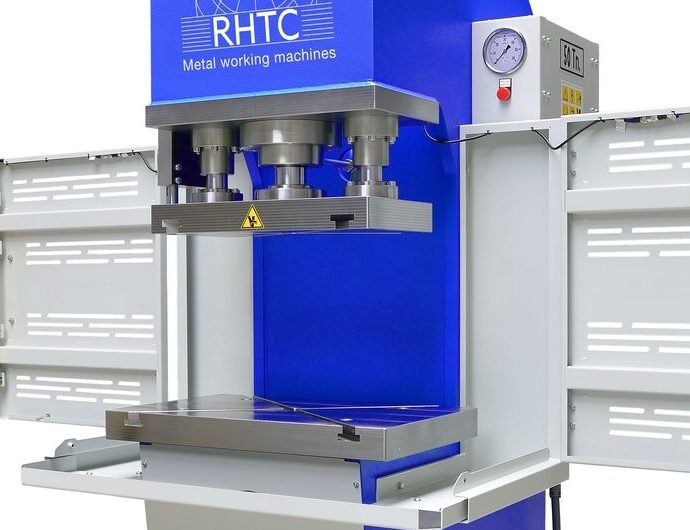 3 Common Hydraulic C-frame press Applications – Workshop Press – Metal Press Machines 3 Common Hydraulic C-frame press Applications - Workshop Press - Metal Press Machines