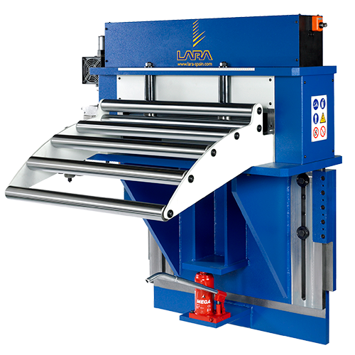 Side view of an AE-3 Metal Coil Feeder from Lara, capable of handling weights from 100 to 300 KG