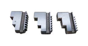 Reversible Jaws Included with the LT 460/1500 Precision Metal Lathe with 460 mm Swing and 1500 mm Centres